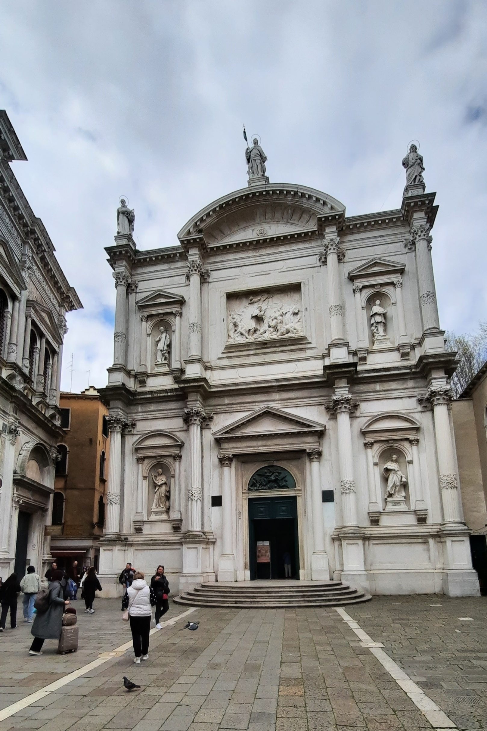 Chiesa%20e%20tomba%20di%20San%20Rocco%2C%20Venice%20-%2001.jpg